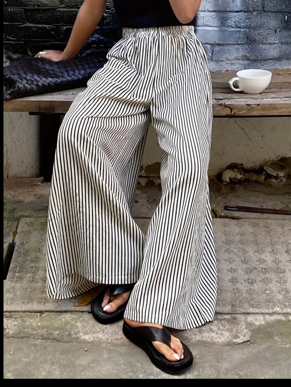 Casual Women'S Striped Wide-Leg Trousers Made Of, Featuring an Elastic Waistband - Picture 7 of 7